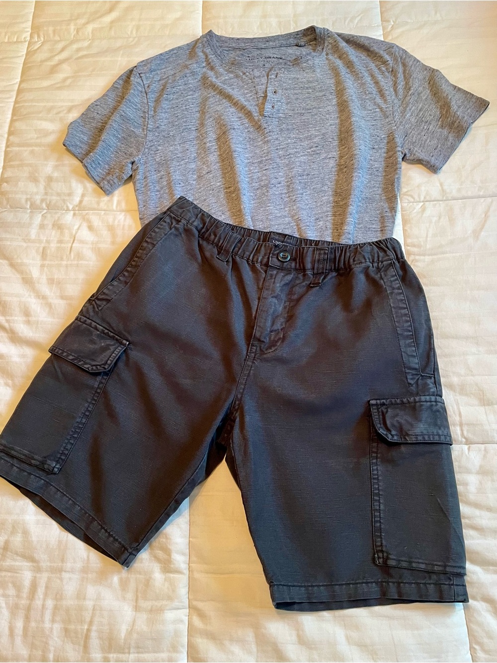 Lucky Brand Black Cargo Shorts & Shirt Set for Men